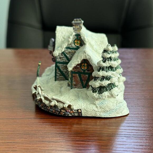 Thomas Kinkade Sculpture “Olde Porterfield Gift Shoppe” - Picture 2 of 8